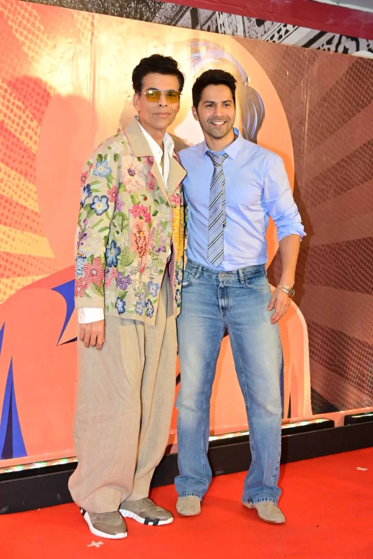 Karan Johar was also seen arriving for David Dhawan Film Festival, as he posed with Varun Dhawan on the red carpet. Karan Johar was also seen arriving for David Dhawan Film Festival, as he posed with Varun Dhawan on the red carpet.